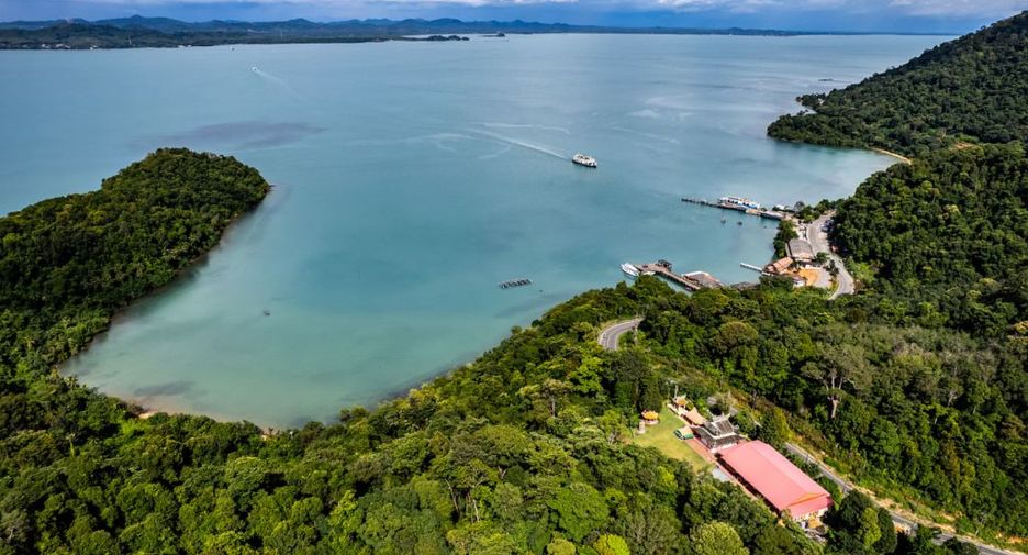 For sale 4 bedrooms condo in Ko Chang, Trat