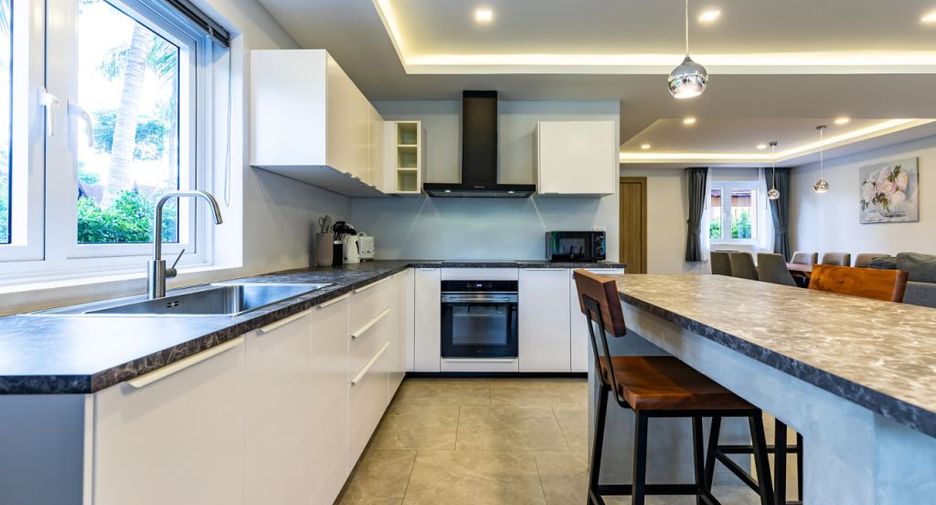 For sale 4 bedrooms condo in Ko Chang, Trat