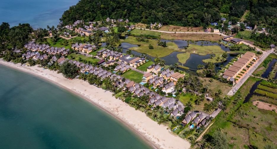 For sale 4 bedrooms condo in Ko Chang, Trat