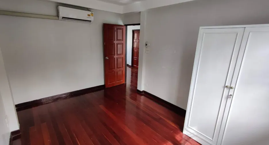 For rent 3 bedrooms house in Bueng Kum, Bangkok
