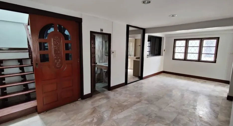 For rent 3 bedrooms house in Bueng Kum, Bangkok
