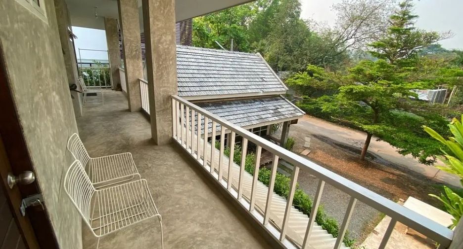 For sale 6 bedrooms house in Mueang Chiang Mai, Chiang Mai
