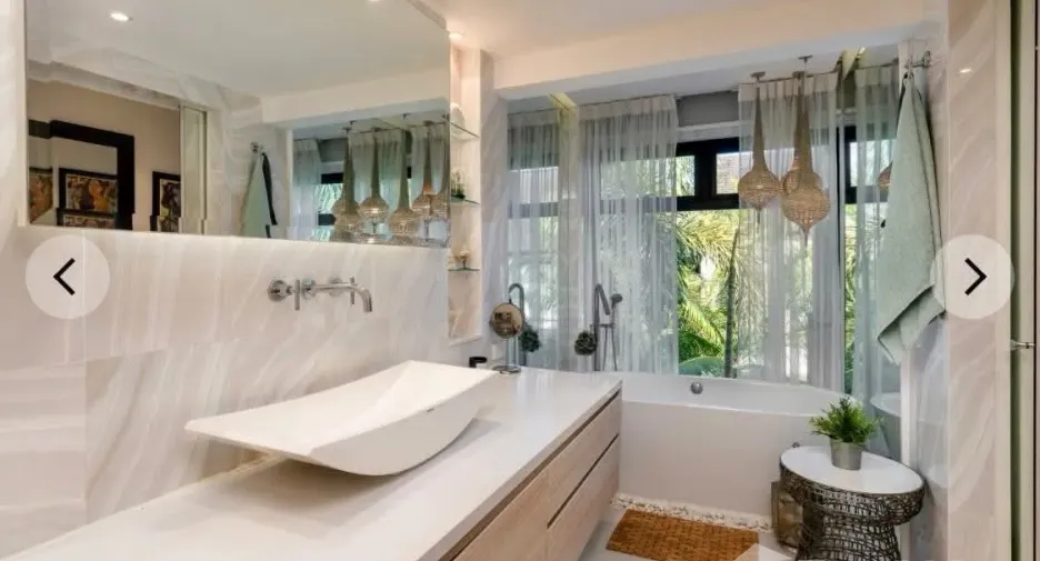 À vendre et à louer 4 chambres villa à Ko Samui, Surat Thani