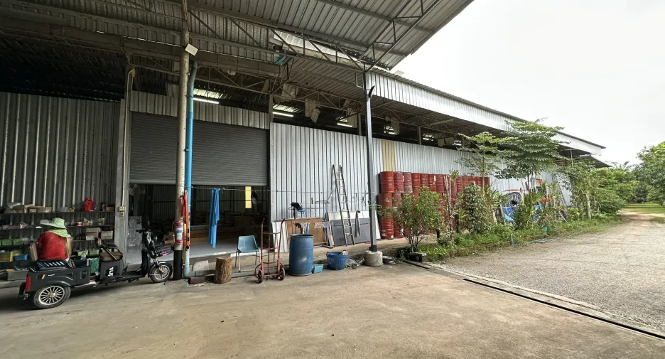 À vendre et à louer 5 chambres local commercial à Mueang Chumphon, Chumphon