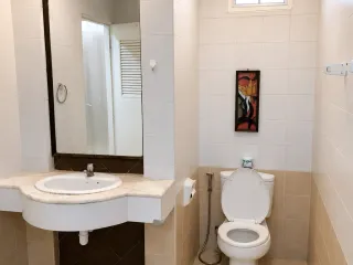 出租 3 卧室 独立屋 在 Lam Luk Ka, Pathum Thani