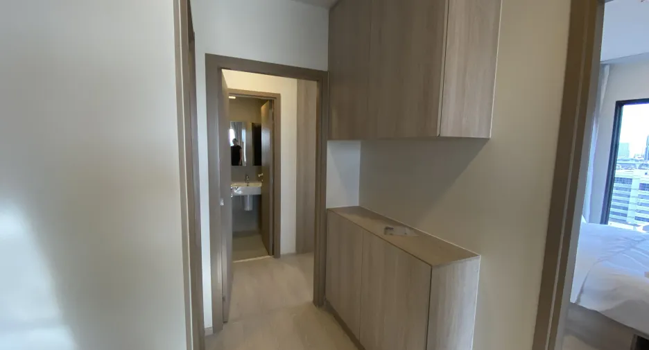 For rent 2 bedrooms condo in Khlong San, Bangkok