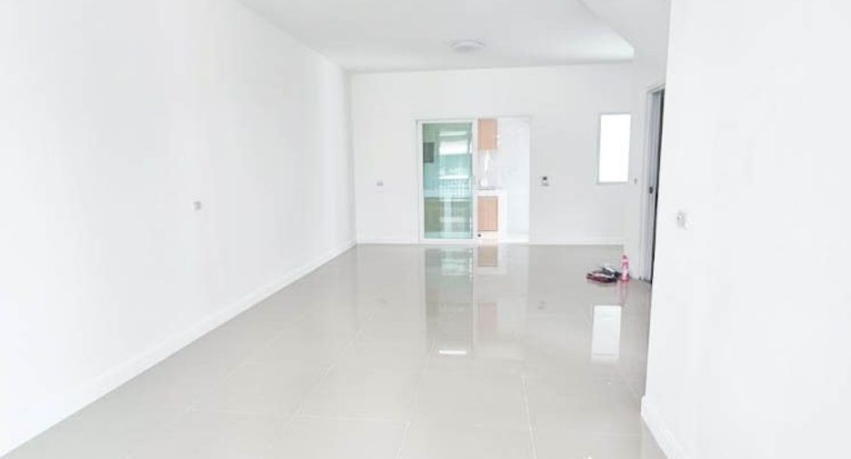 For sale 3 bedrooms house in Bang Khun Thian, Bangkok