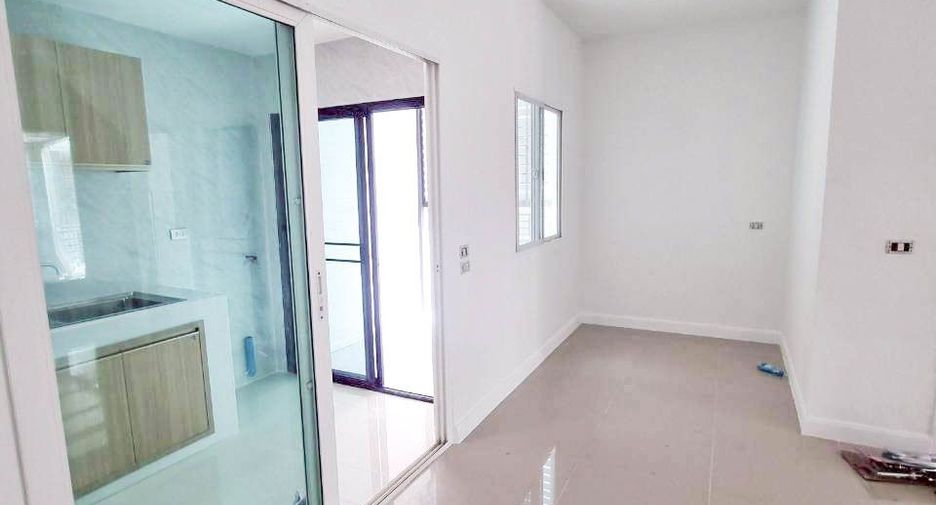For sale 3 bedrooms house in Bang Khun Thian, Bangkok