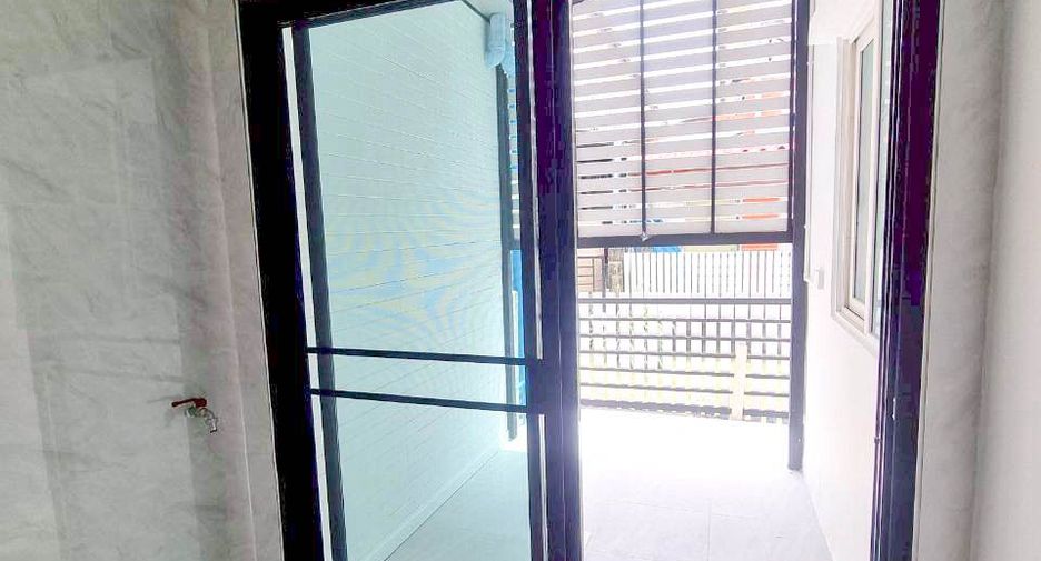 For sale 3 bedrooms house in Bang Khun Thian, Bangkok