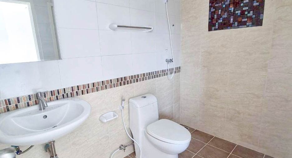For sale 3 bedrooms house in Bang Khun Thian, Bangkok