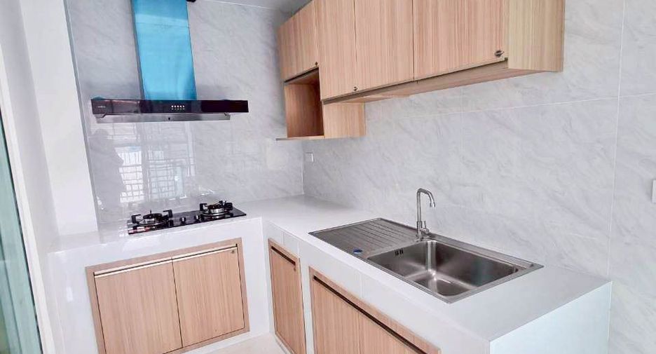 For sale 3 bedrooms house in Bang Khun Thian, Bangkok