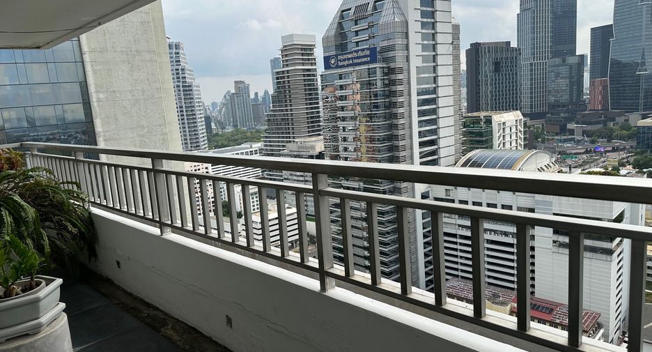 For sale 2 bedrooms condo in Sathon, Bangkok