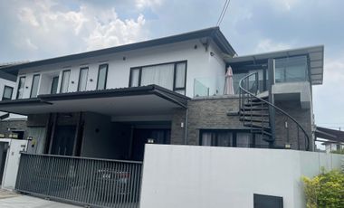 Casa en venta de 4 habitaciones en Sai Mai, Bangkok