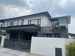 For sale 4 bedrooms house in Sai Mai, Bangkok