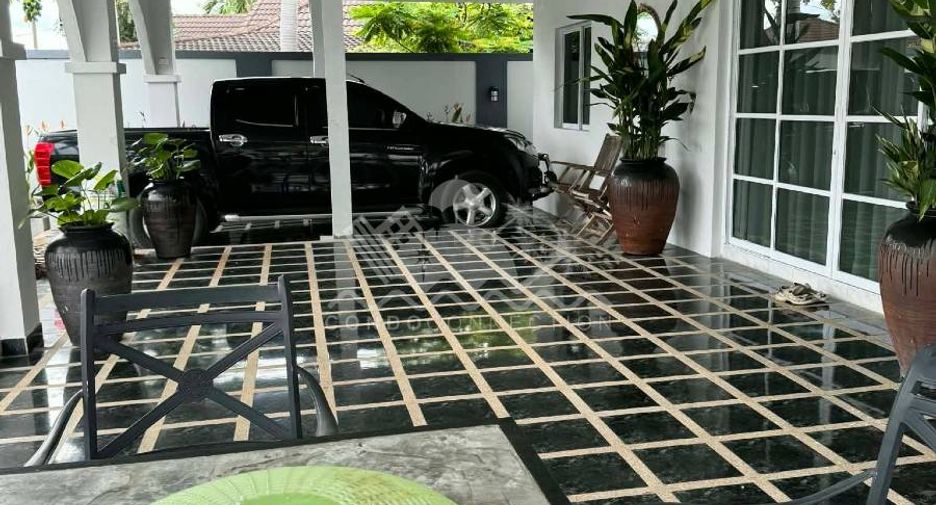 For sale and for rent 3 bedrooms house in East Pattaya, Pattaya