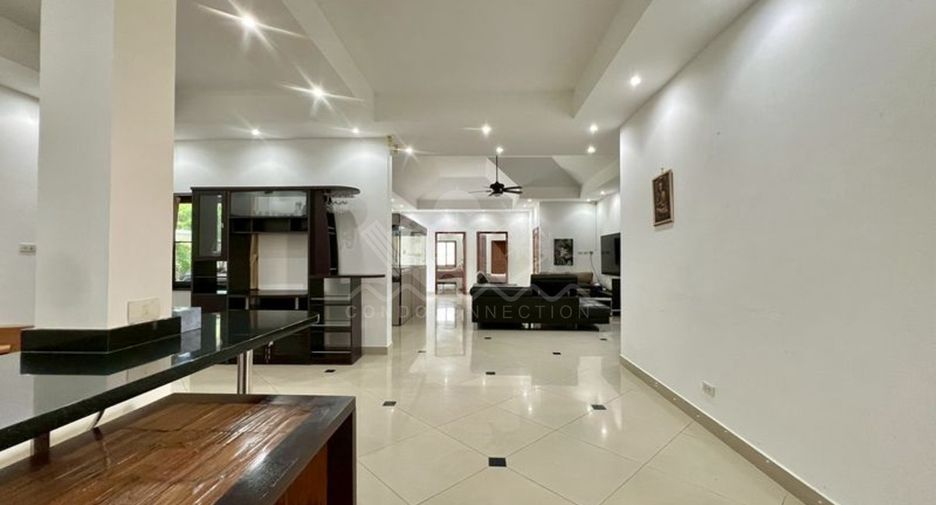 For sale 3 bedrooms house in Jomtien, Pattaya