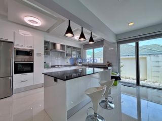出售 3 卧室 独立屋 在 Bang Lamung, Chon Buri