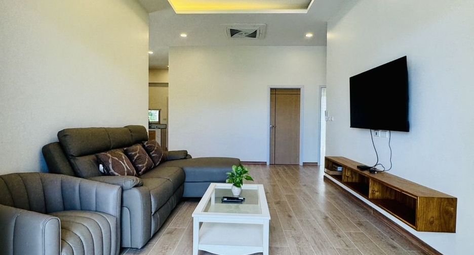 For rent 3 ベッドルーム villa in Mueang Phuket, Phuket