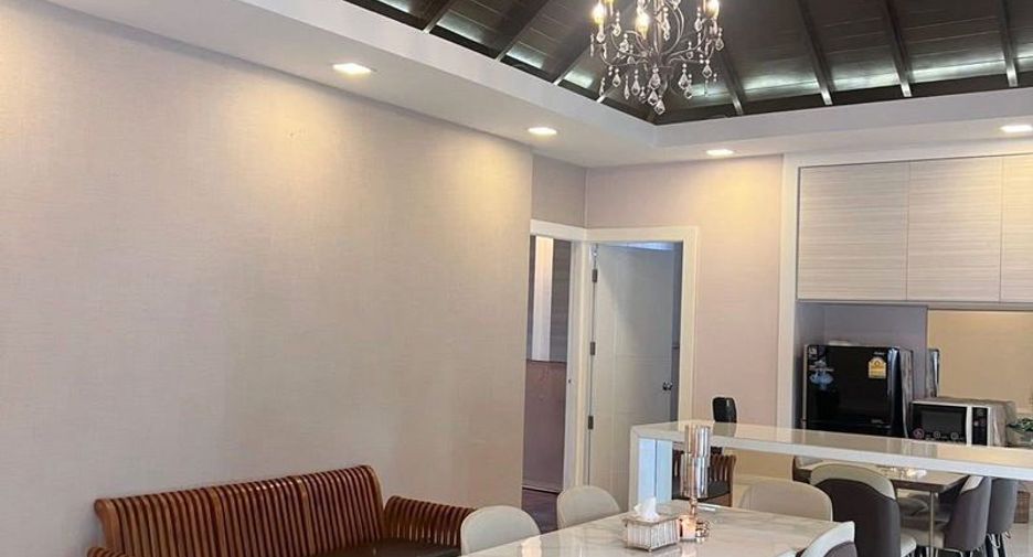 Casa en alquiler de 3 habitaciones en East Pattaya, Pattaya