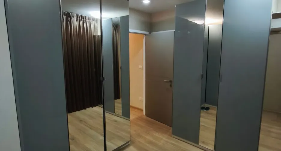 For rent 3 bedrooms townhouse in Suan Luang, Bangkok