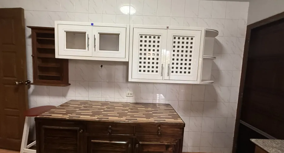 Haus zur Miete mit 4 Zimmer in Hang Dong, Chiang Mai
