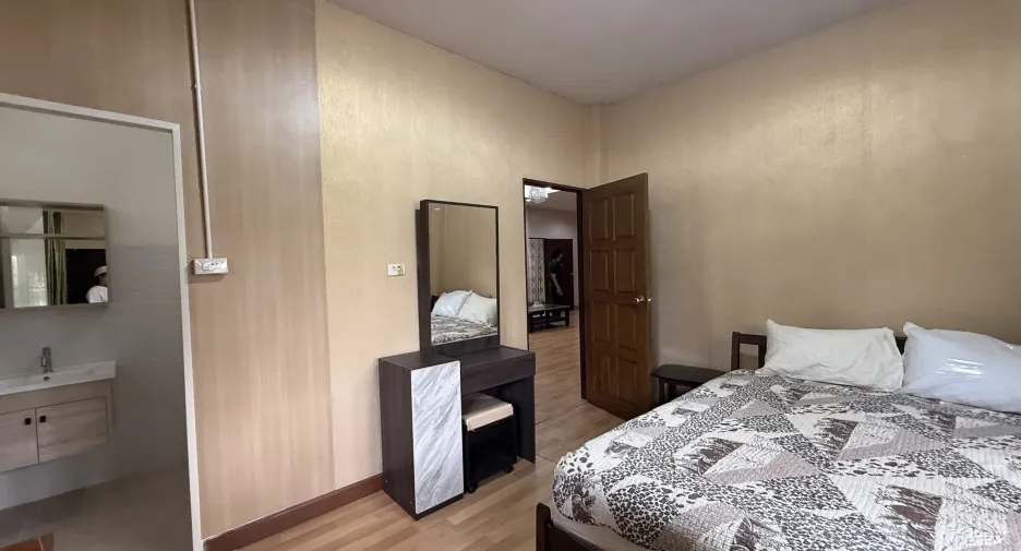 Haus zur Miete mit 4 Zimmer in Hang Dong, Chiang Mai