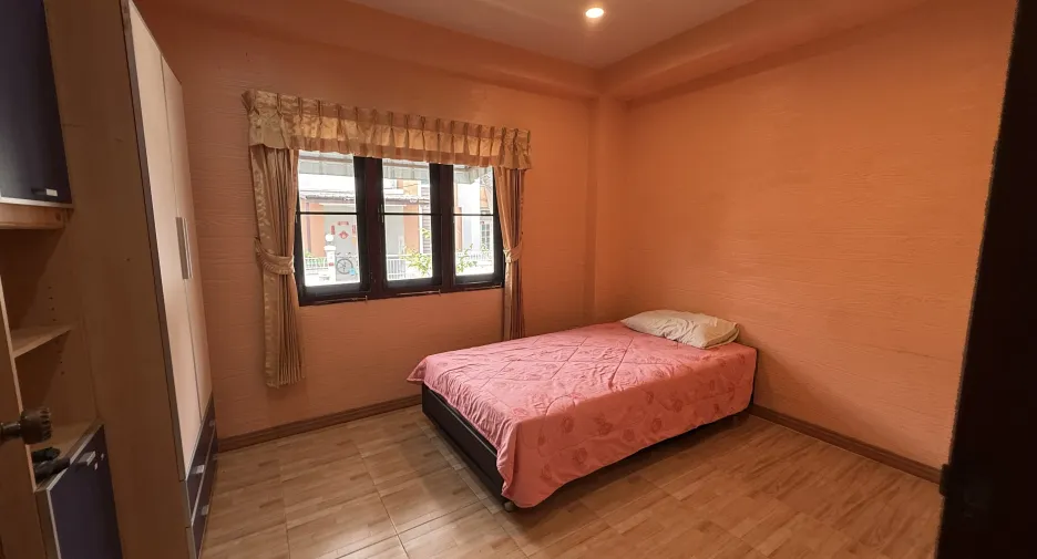 Haus zur Miete mit 4 Zimmer in Hang Dong, Chiang Mai