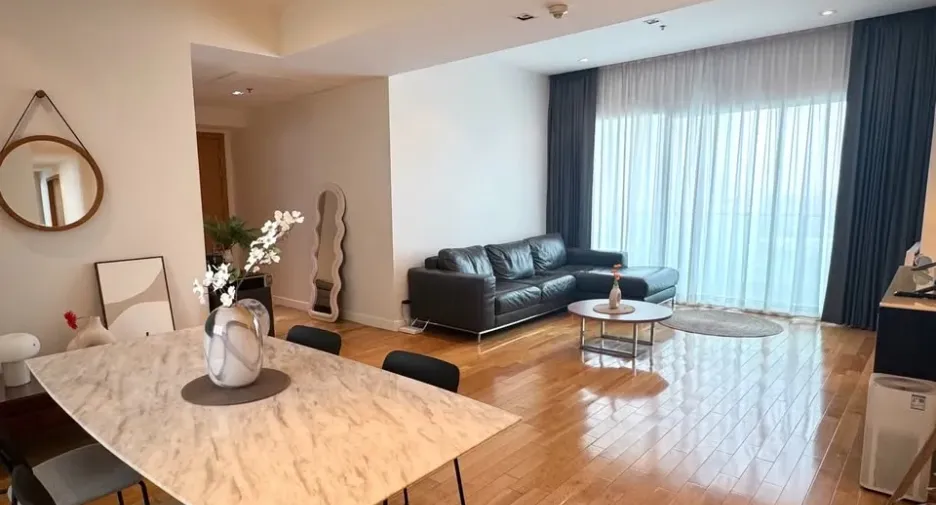 For rent and for sale 3 bedrooms condo in Khlong Toei, Bangkok