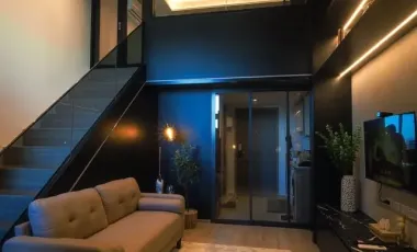 Condo en alquiler de 1 habitaciones en Huai Khwang, Bangkok