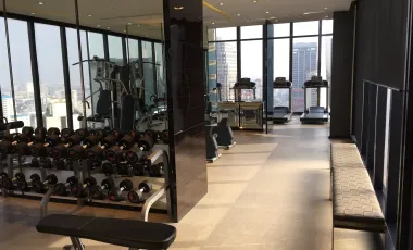For sale 1 bed condo in Khlong Toei, Bangkok