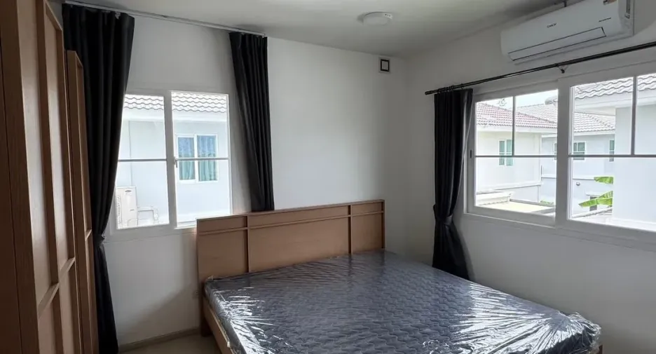 For rent 3 bedrooms house in Bang Phli, Samut Prakan