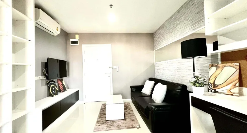 For rent 1 bed condo in Khlong Toei, Bangkok