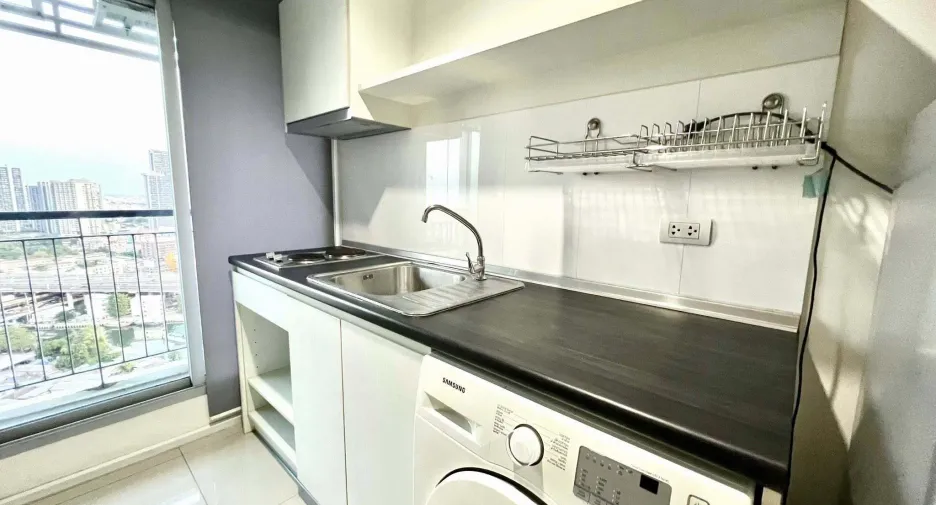 For rent 1 bed condo in Khlong Toei, Bangkok