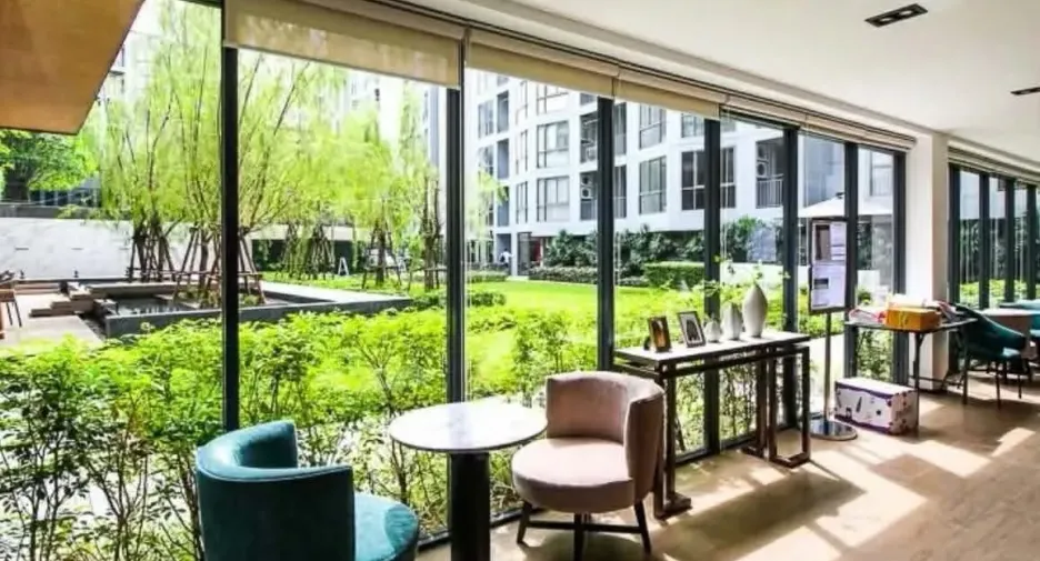For rent 1 bed condo in Watthana, Bangkok