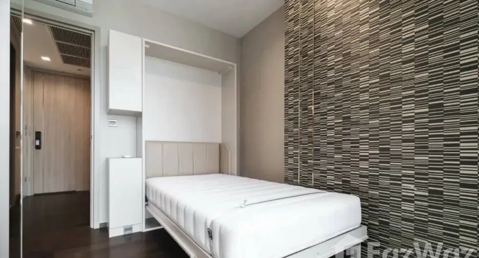 For rent 2 ベッドルーム condo in Pathum Wan, Bangkok