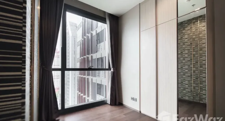 For rent 2 ベッドルーム condo in Pathum Wan, Bangkok