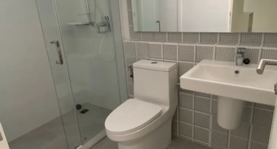 For rent 3 bedrooms townhouse in Prawet, Bangkok