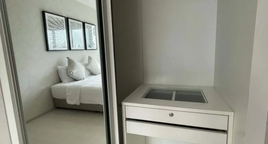 For sale 1 bed condo in Khlong Toei, Bangkok