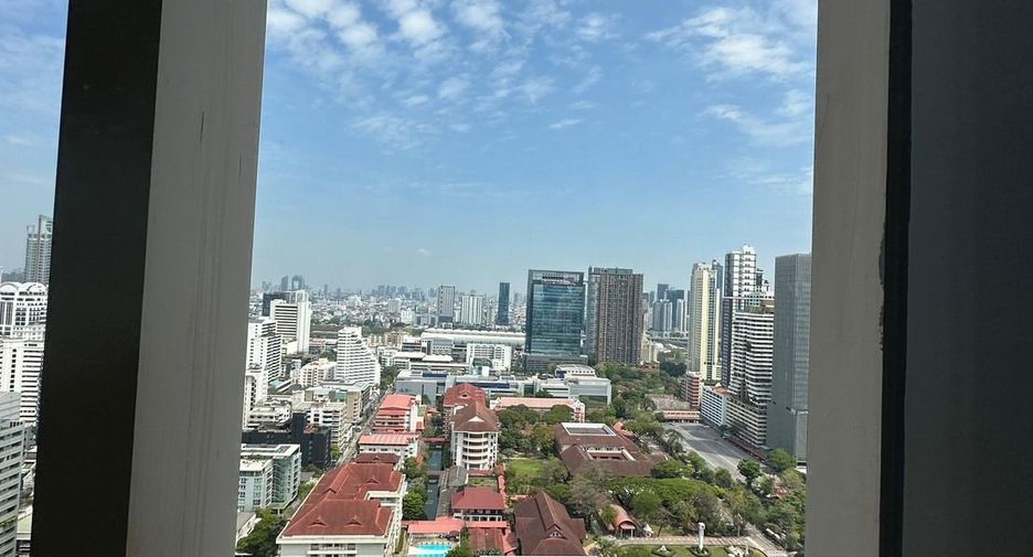 For sale 2 bedrooms condo in Watthana, Bangkok