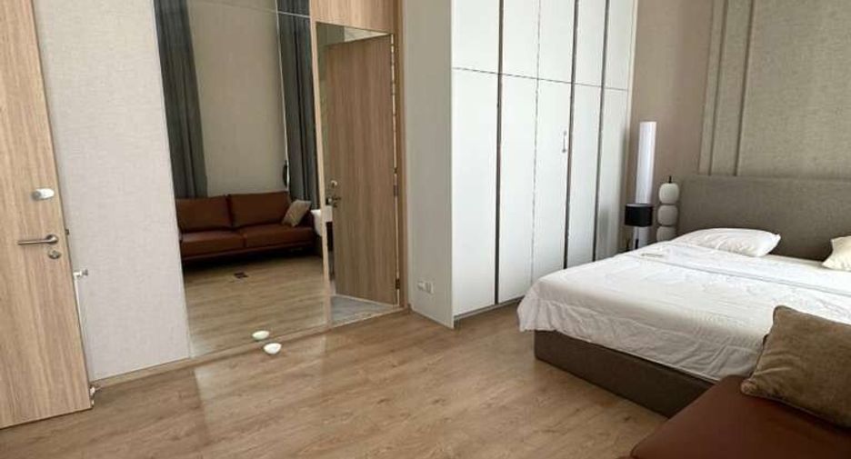 For sale 2 bedrooms condo in Watthana, Bangkok