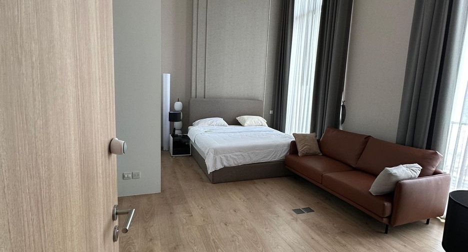 For sale 2 bedrooms condo in Watthana, Bangkok