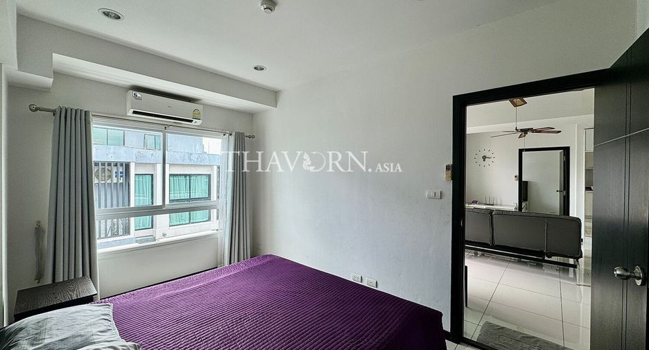 For rent 2 bedrooms condo in Pratumnak, Pattaya
