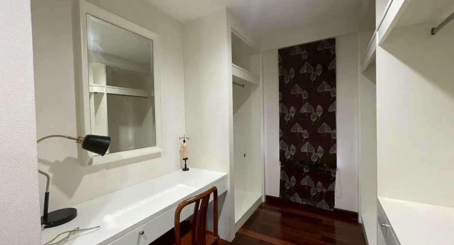For rent 4 bedrooms villa in East Pattaya, Pattaya