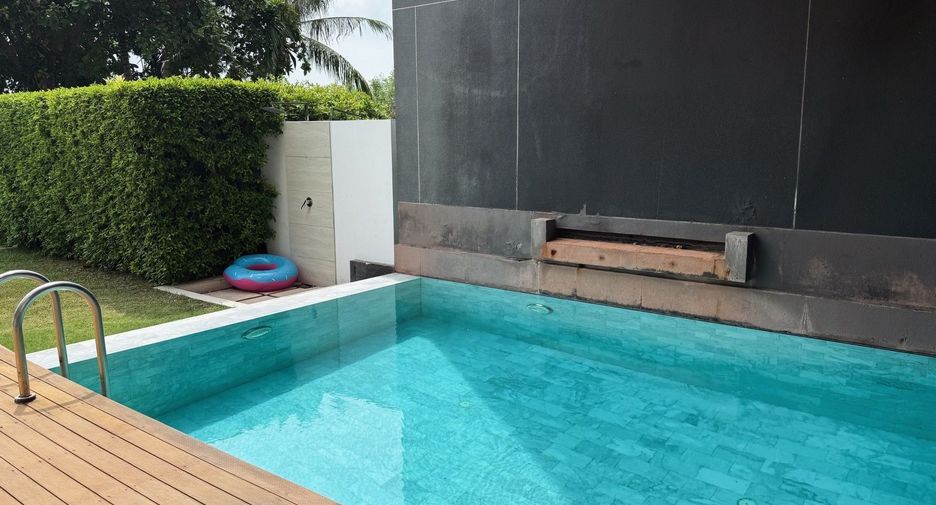 For sale and for rent 3 bedrooms villa in Mueang Phuket, Phuket
