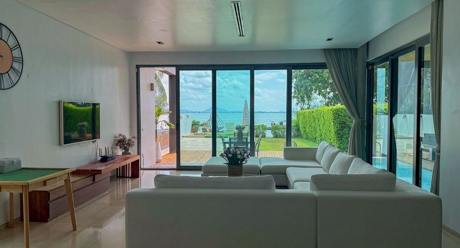 For sale and for rent 3 bedrooms villa in Mueang Phuket, Phuket