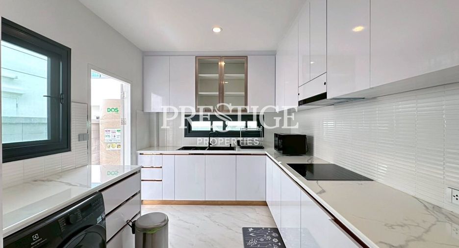 For rent 3 bedrooms house in Bang Lamung, Chonburi
