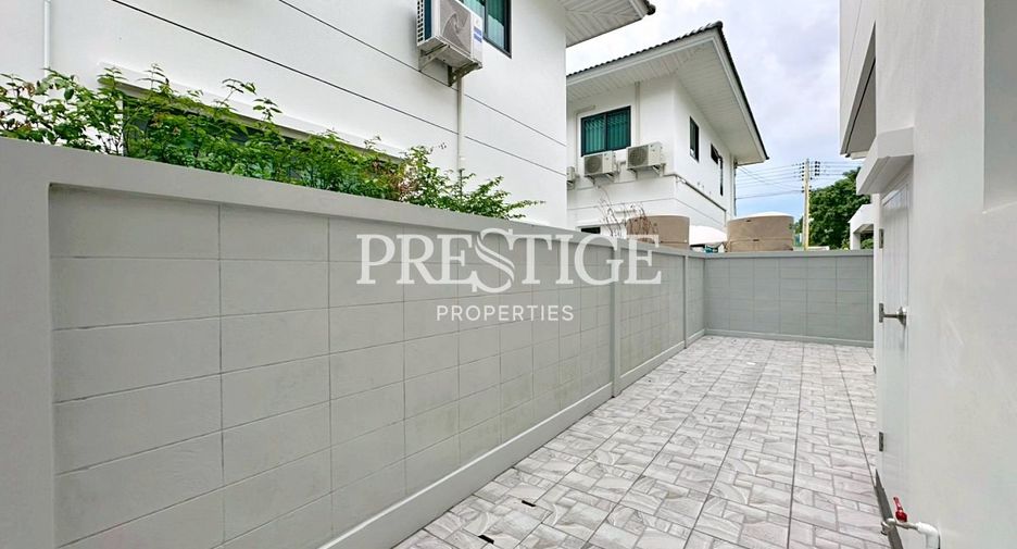 For rent 3 bedrooms house in Bang Lamung, Chonburi
