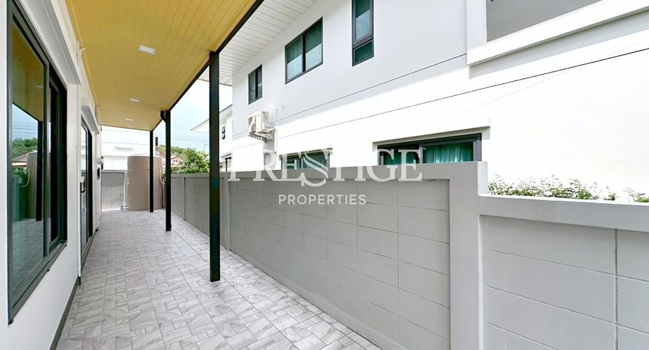 For rent 3 bedrooms house in Bang Lamung, Chonburi