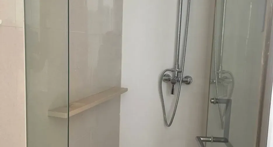 Wohnung zur Miete mit 2 Zimmer in Khlong Toei, Bangkok