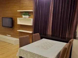 Condo en alquiler de 2 habitaciones en Khlong Toei, Bangkok